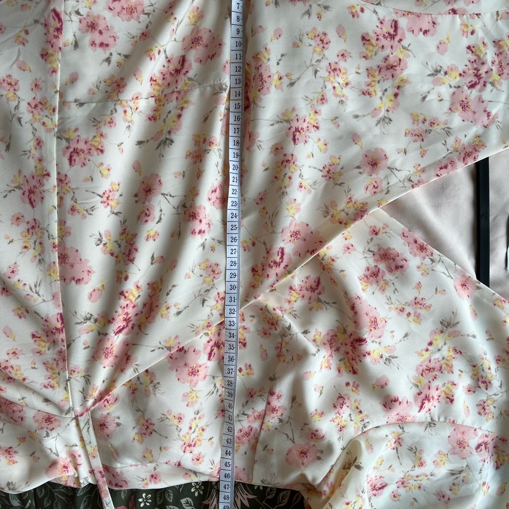 Floral Wrap Midi Dress - fits L or XL - Picture 3 of 8